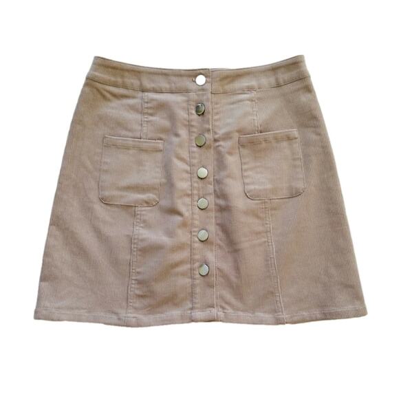 Charlotte Russe Beige Corduroy Button Front Patch Pickets Mini Skirt Medium NEW - Picture 1 of 10